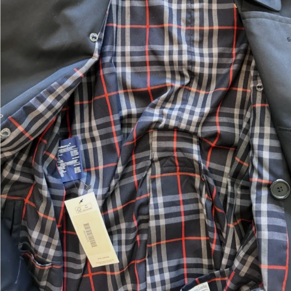 Burberry Navy Double-Breasted Trench Coat with Belt - Picture 6 of 8